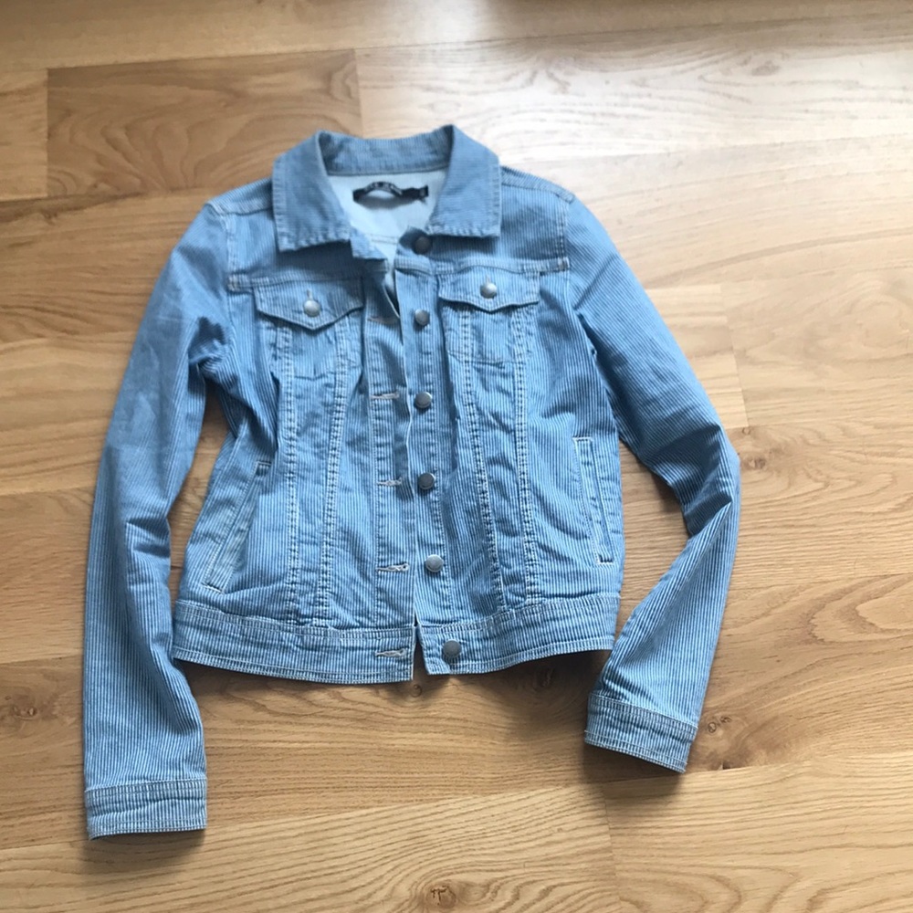 Max jeans pin stripe jean jacket euc